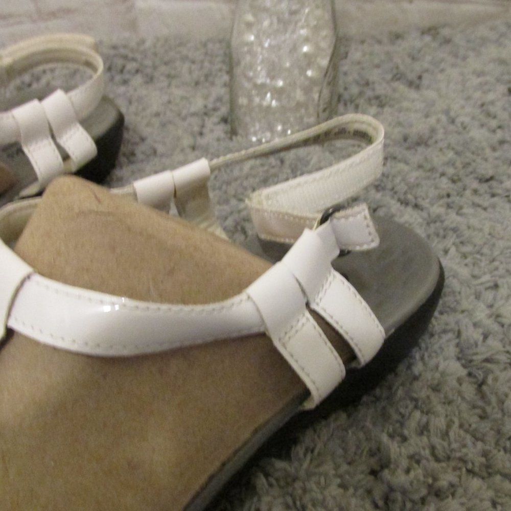Clarks Sandals - Picture 3 of 4